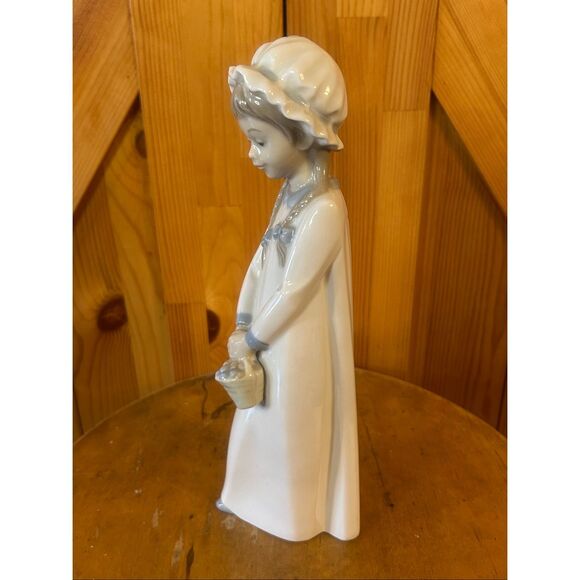Vintage Lladro Zaphir Porcelain Figurine Girl in Bonnet w/ Flower Basket 10" (55 - Picture 2 of 6